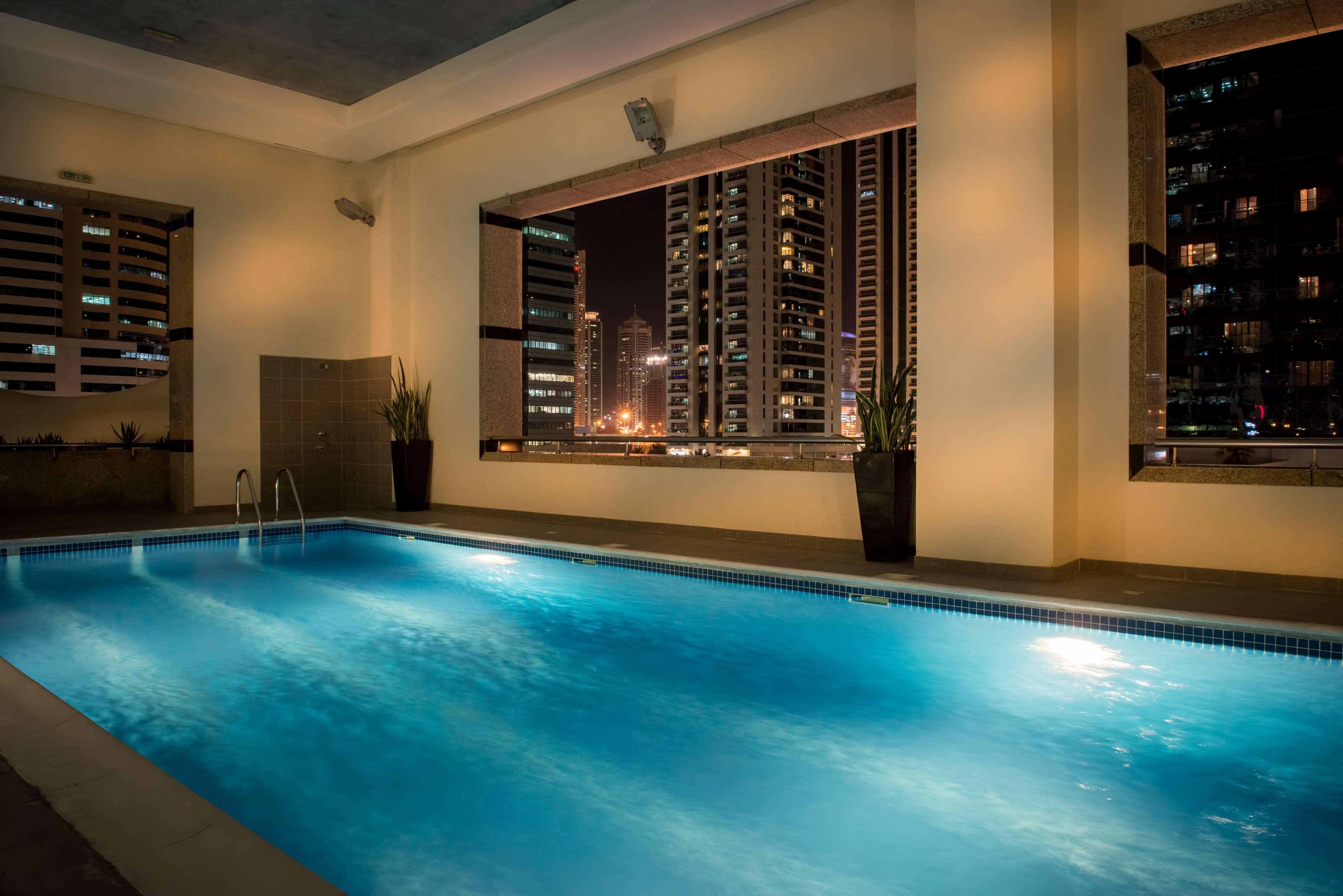 Oaks Liwa Heights Hotel Suites Dubai Exterior photo